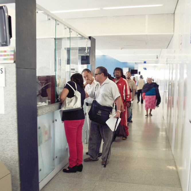 El ISSSTE informó que los despidos consideran a personal administrativo; en tanto, se prevé que el instituto se mude a Colima. ARCHIVO EL UNIVERSAL