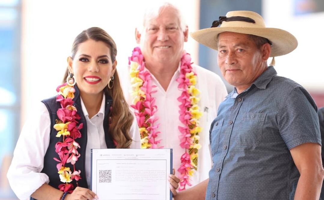 En el evento se informó que con estas 169 mil toneladas se atenderá una superficie de 560 mil hectáreas en todo el estado Foto: Especial