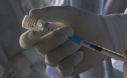 Agencia Europea ve demasiado pronto confirmar aplicación de tercera dosis de vacuna de Pfizer