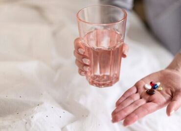 ¿Cómo funcionan las estatinas y qué alternativas naturales hay para estabilizar el colesterol?