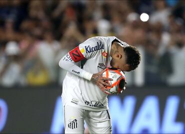 VIDEO: Así fue el primer gol de Neymar en su regreso al Santos