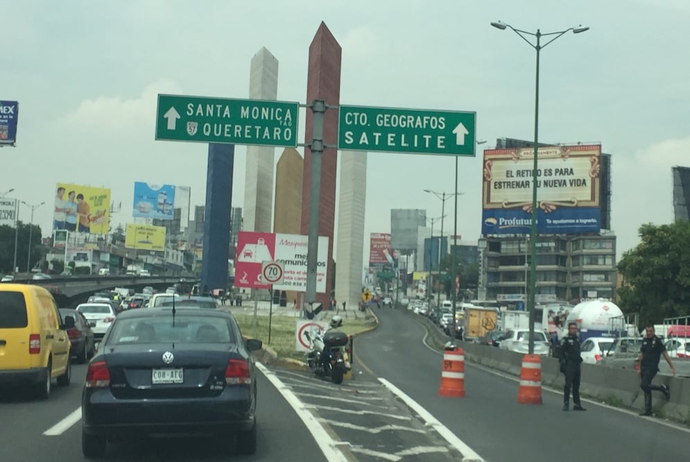 Protesta paraliza Periférico Norte