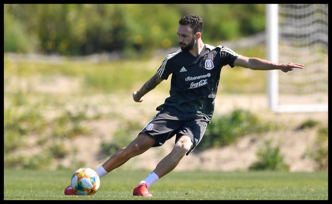 Layún se sumó a la lista de bajas del Tri para la Copa Oro (Imago7).