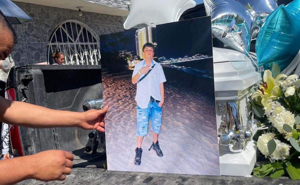 Velan a personas asesinadas en la masacre de Salamanca (27/01/2026). Foto: Xóchitl Álvarez / EL UNIVERSAL