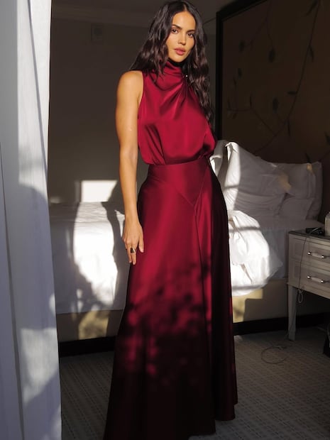 Vestido de Joseph Altuzarra. Foto: Instagram @eizagonzalez