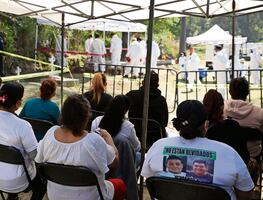 Exhuman primeros restos en el Panteón de Dolores