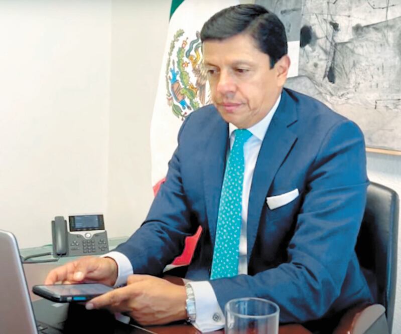 Fabián Medina presentó su renuncia con carácter de irrevocable ante la situación en la Secretaría de Relaciones Exteriores. Fotos: ARCHIVO EL UNIVERSAL