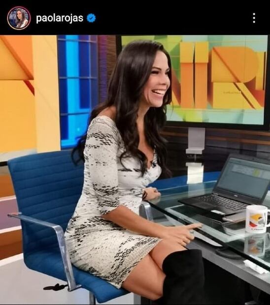 Paola Rojas tiene el vestido negro de piel que no puede faltar en tu clóset