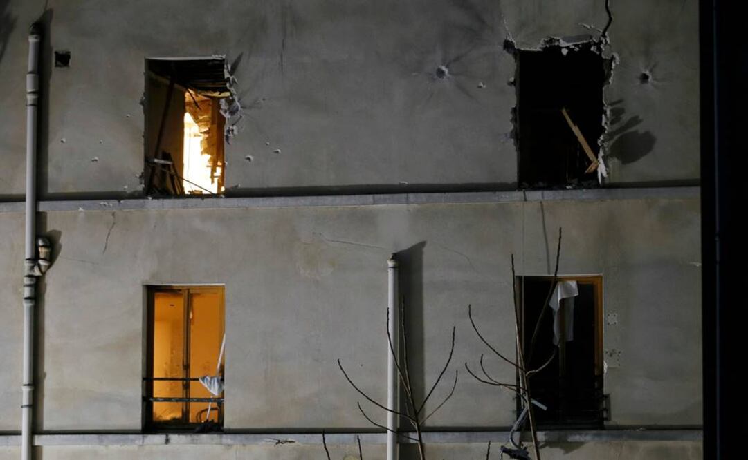 Los muertos fueron una mujer que se inmoló con un chaleco explosivo y un hombre impactado por proyectiles y granadas, en un departamento en el suburbio Saint-Denis (Foto: Reuters)