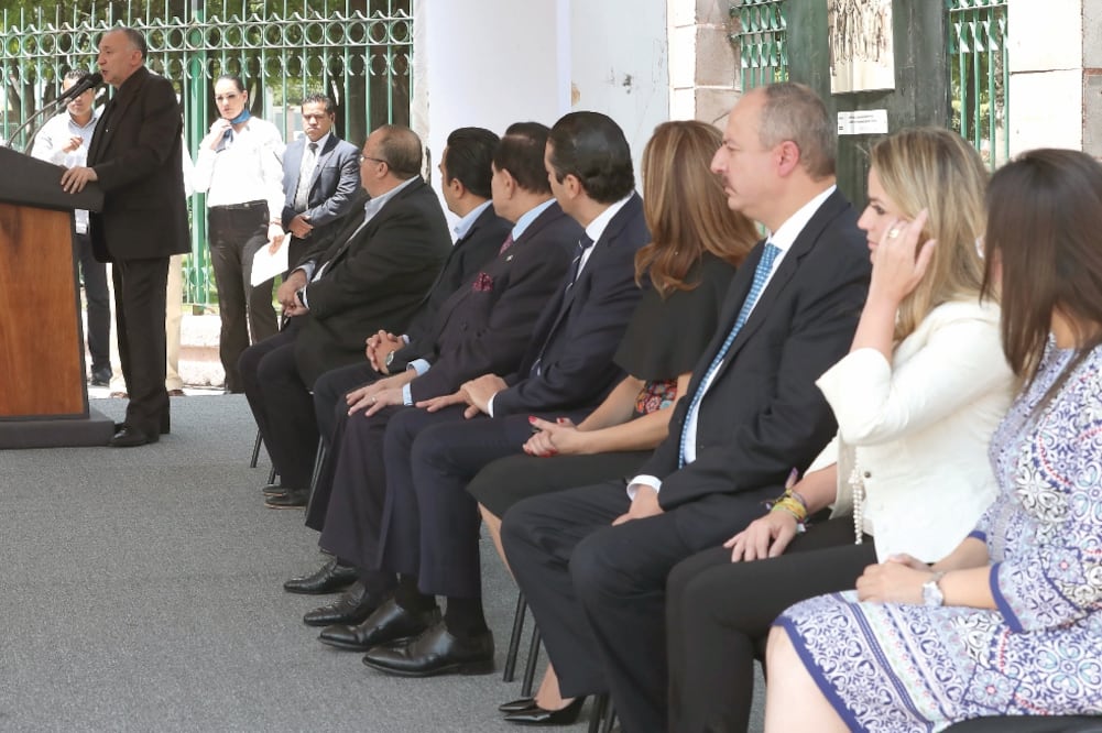 José Antonio Gurrea, director de la edición de EL UNIVERSAL en Querétaro, dijo que muchos lectores solicitaban cambiar el formato del diario. (FOTOS: ARIEL OJEDA. EL UNIVERSAL)