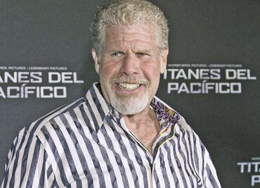 Perlman relata que orinó su mano para saludar a Weinstein