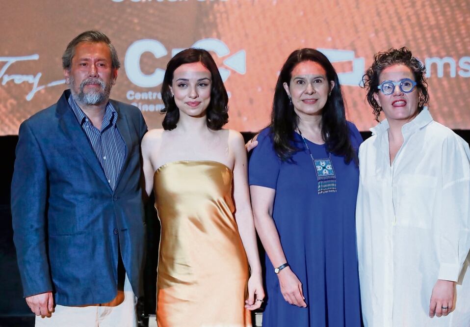 El director de AMACC, Armando Casas; las actrices Fiona Palomo y Arcelia Ramírez, y la secretaria de Cultura de Jalisco, Lourdes González, al anunciar las nominaciones al Ariel. Foto: de EFE