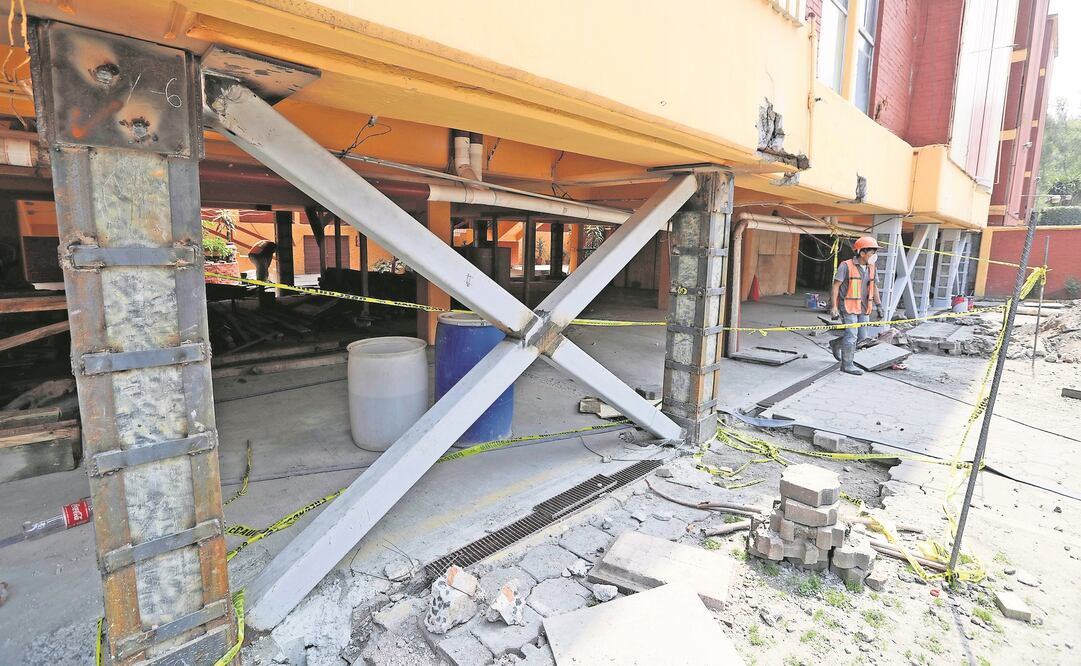 Seis de siete edificios serán intervenidos para reforzar las columnas y los muros de carga afectados por el temblor del 19-S. (LUIS CORTÉS. EL UNIVERSAL)