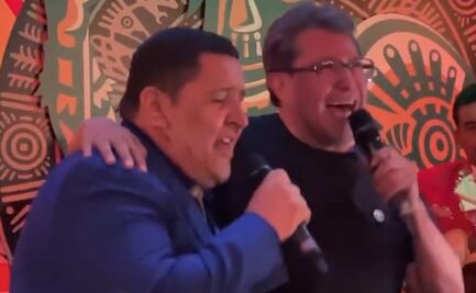 Monreal celebra a José Alfredo cantando en el Tenampa
