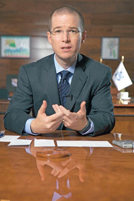 El diputado federal es aspirante a la dirigencia nacional del blanquiazul