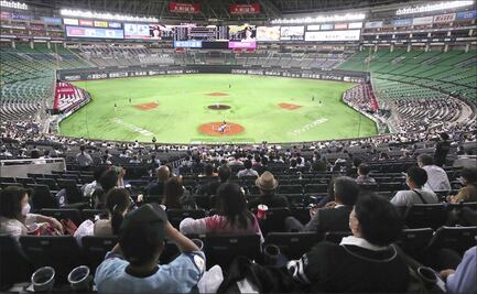 Japón reabre al público los estadios de beisbol, bajo estricto protocolo