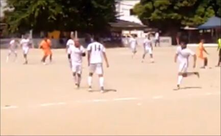 VIDEO: ¡Insólito! Exfutbolista de Cruz Azul se agarró a golpes con su cuñado en un partido llanero