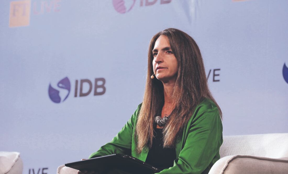 Lorenza Martínez participó en un panel en la reunión del BID. Foto Especial