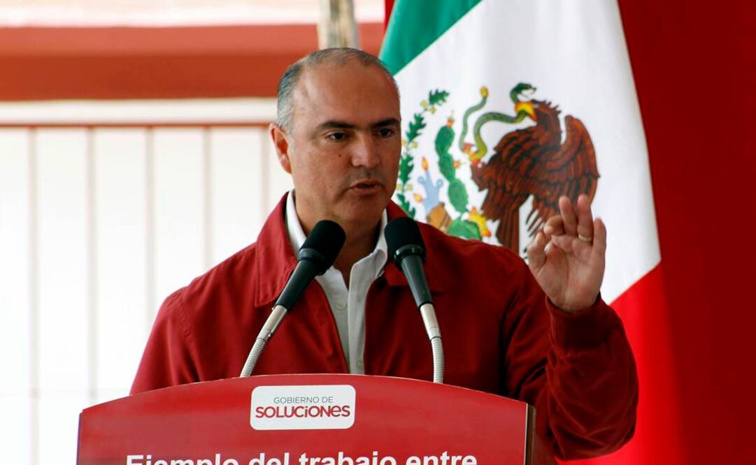 Perfil. José Eduardo Calzada Rovirosa