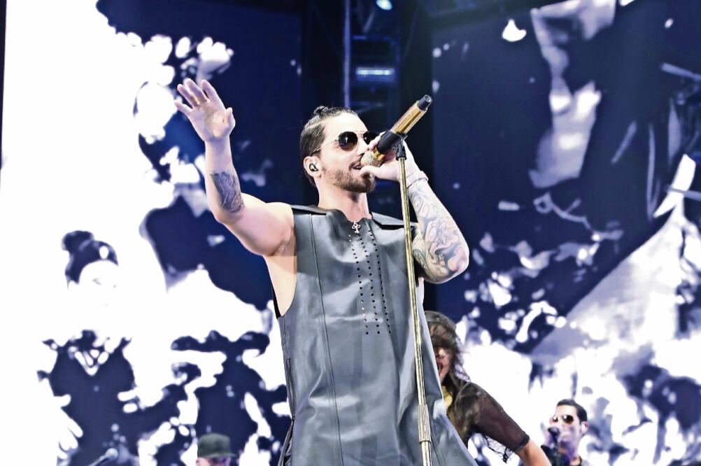 El cantante colombiano se presentó en la Arena Ciudad de México. (VALENTE ROSAS. EL UNIVERSAL)