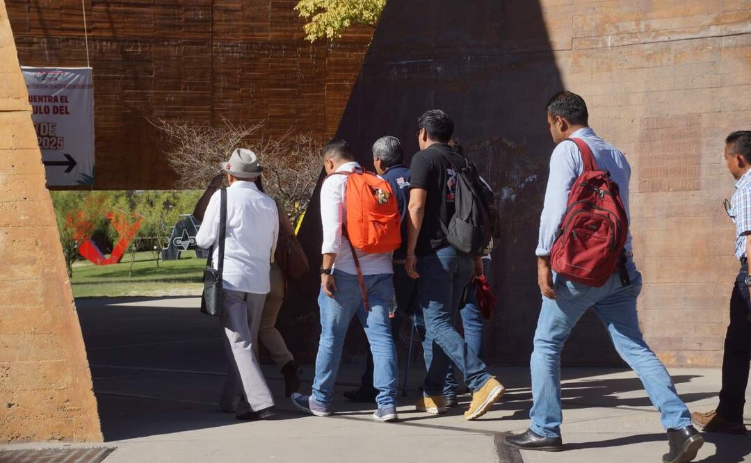 Mario Delgado se reúne con integrantes de la Sección 22 del SNTE en Oaxaca (30/01/2025). Foto: Edwin Hernández / EL UNIVERSAL