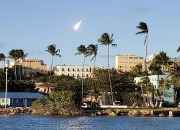 Captan "inmensa bola de fuego" en Puerto Rico