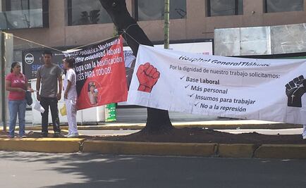 Protesta personal de hospitales frente a Oficialía Mayor