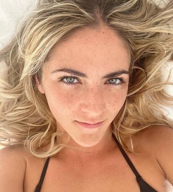 Isabelle Fuhrman, la actriz de "La Huérfana", luce completamente distinta fuera del personaje