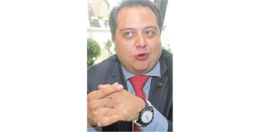 Dan voto de confianza al nuevo director de Pemex