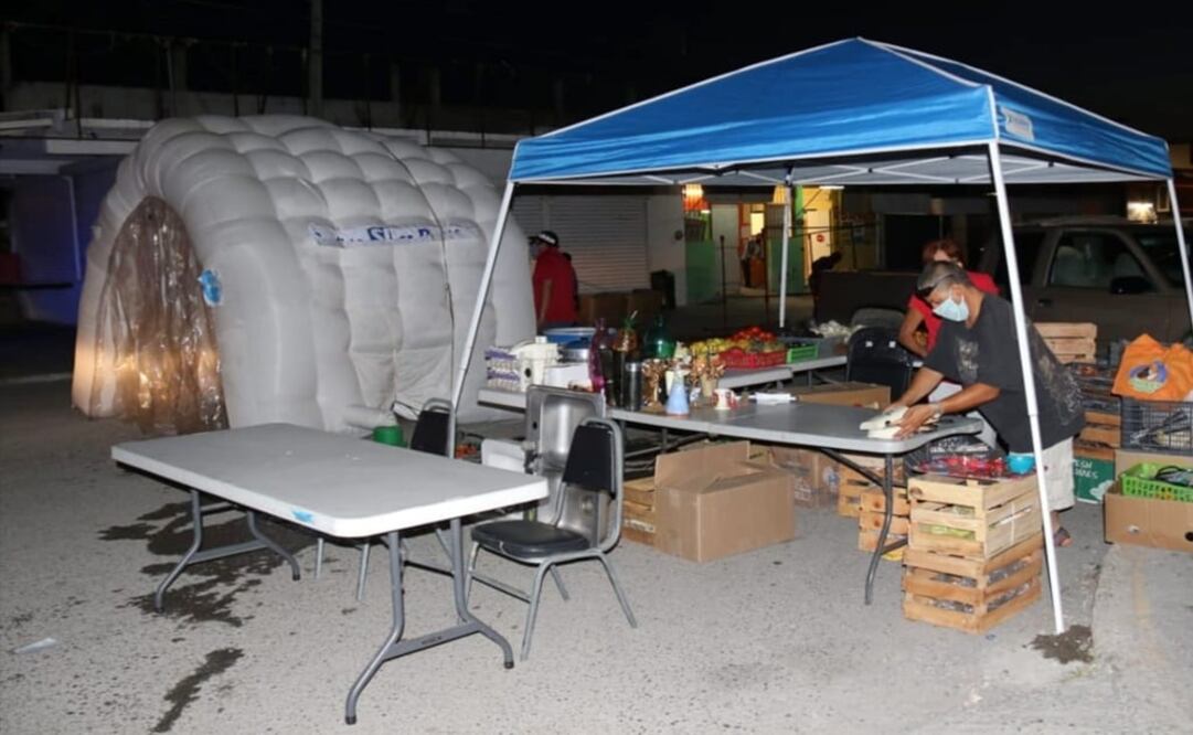 Instalaron dos túneles sanitizantes y un filtro sanitario en el Tianguis La Paz    Foto: Especial