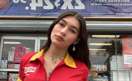 Dua Lipa versión mexicana derrite la red con ajustada minifalda