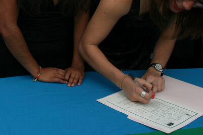 Analizan eliminar como impedimento de matrimonio padecer males crónicos