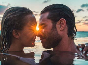 Angelique Boyer dedica mensaje de amor a Rulli con foto en bikini