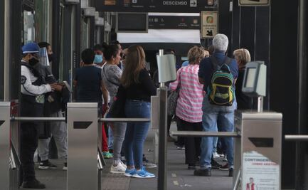Dosificación de usuarios, medida para evitar contagios de Covid-19 en el transporte