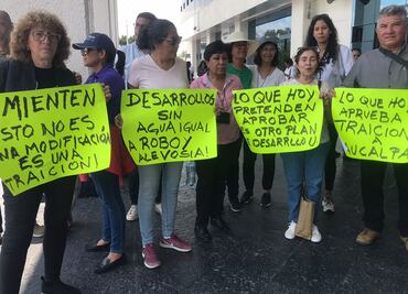 Vecinos protestan contra nuevos desarrollos urbanos en Naucalpan por falta de servicios públicos