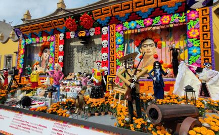 Desde Sor Juana Inés de la Cruz hasta Chavela Vargas; Coyoacán instala ofrenda en honor a mujeres de la historia