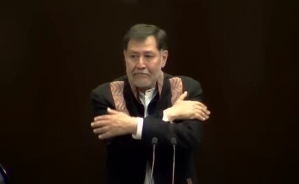 VIDEO Fernández Noroña dice adiós a la Cámara de Diputados al borde del llanto