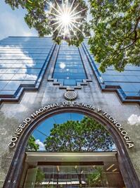 Ley de Ciencia entra en vigor, pero aún faltan reglamentos