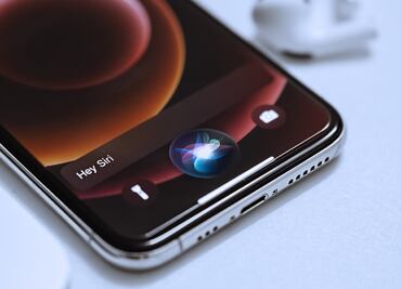 Apple pagará 95 mdd para resolver demanda por espionaje de Siri; señalan que violó la privacidad de sus usuarios