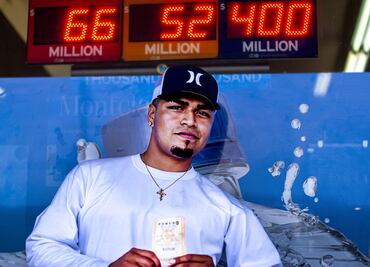 Mexicano podría quedarse con la fortuna de Maluma, Nicky Jam y J Balvin