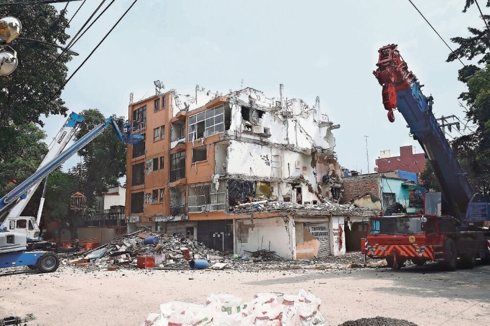 La AMIS señala que la causa principal que ha retrasado las indemnizaciones por sismos es la falta de comprobación de la propiedad. (ARCHIVO EL UNIVERSAL)