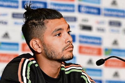 Tecatito se disculpa por ausentarse