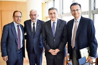 Ayudan a latinos en EU a obtener ciudadanía