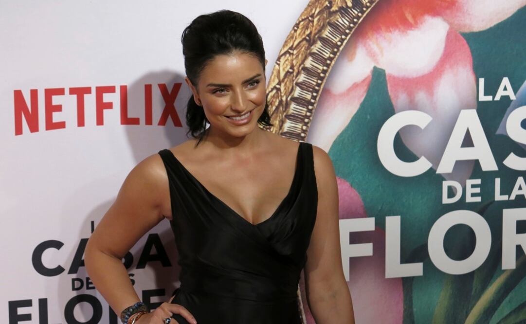Aislinn Derbez el pasado viernes estuvo dividida entre sus "dos familias". Foto: Archivo