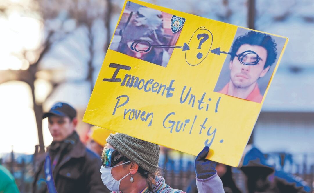 Algunos ciudadanos estadounidenses consideran a Luigi Mangione como una figura heroica. Foto: AP/Archivo