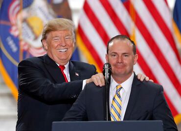 Donald Trump entrevista a candidatos para llenar vacante en la Corte Suprema