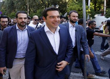 Merkel y Tsipras logran acuerdo sobre propuesta financiera