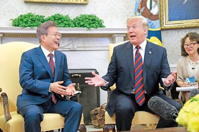 Trump considera aplazar cumbre con Norcorea