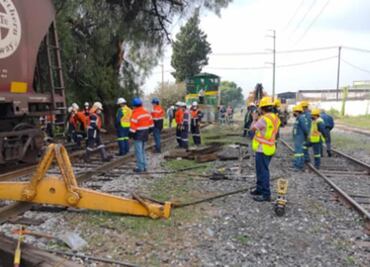 Se descarrilan 6 vagones de tren tras desprendimiento de rieles en Tlalnepantla