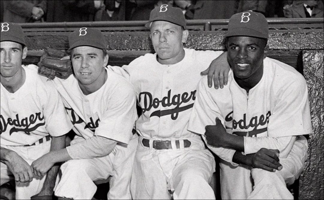 Jackie Robinson con los Dodgers. Foto: AP